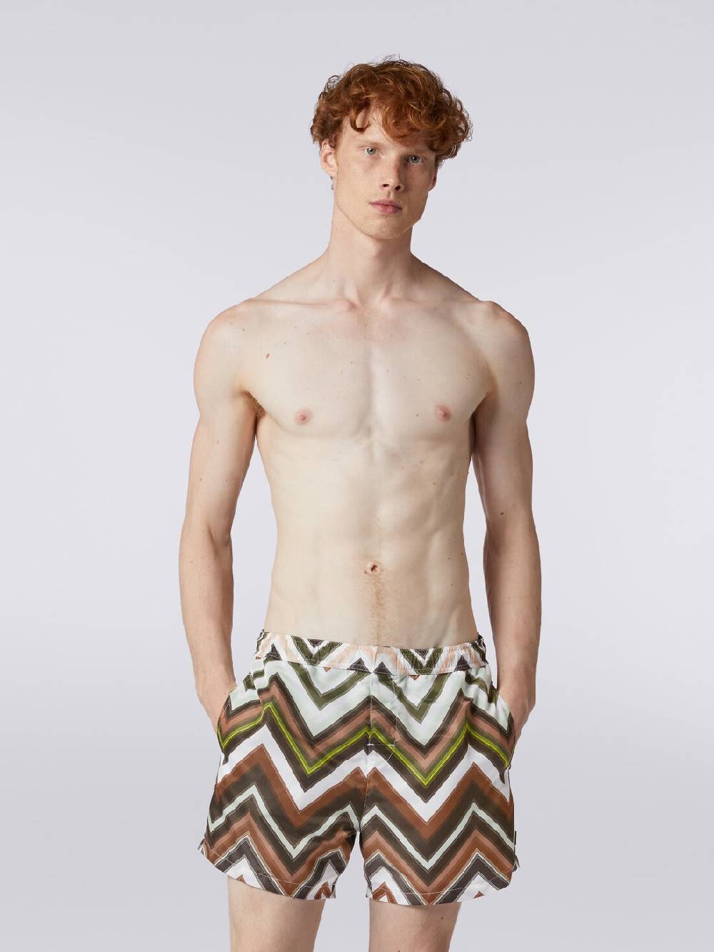 M Missoni Boxer mare in nylon con macro-zig zag in gradazione In Vendita