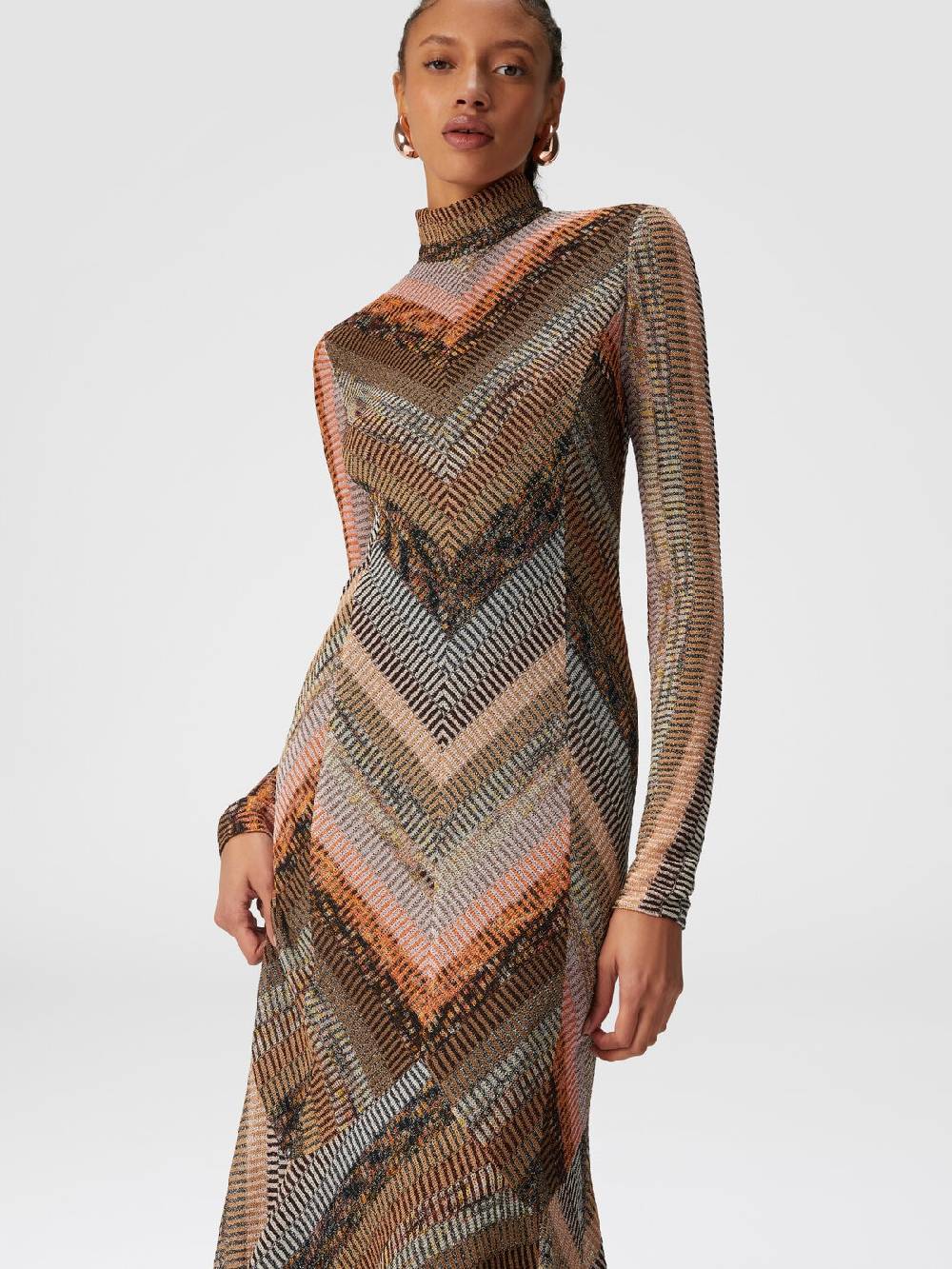 M Missoni Abito lungo con fondo svasato e collo a lupetto con zip Qualità