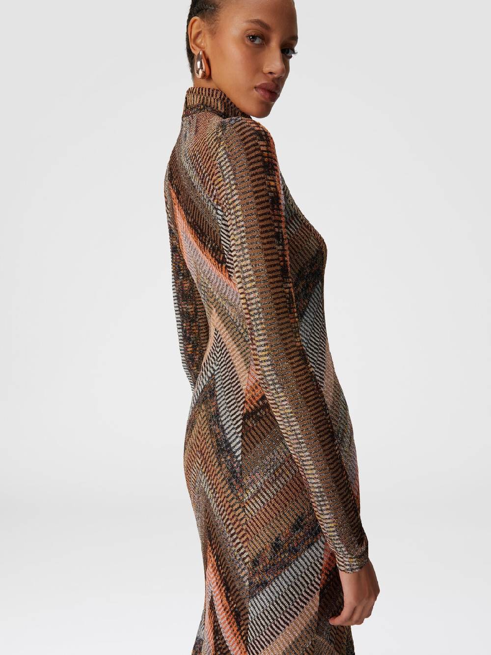 M Missoni Abito lungo con fondo svasato e collo a lupetto con zip Qualità