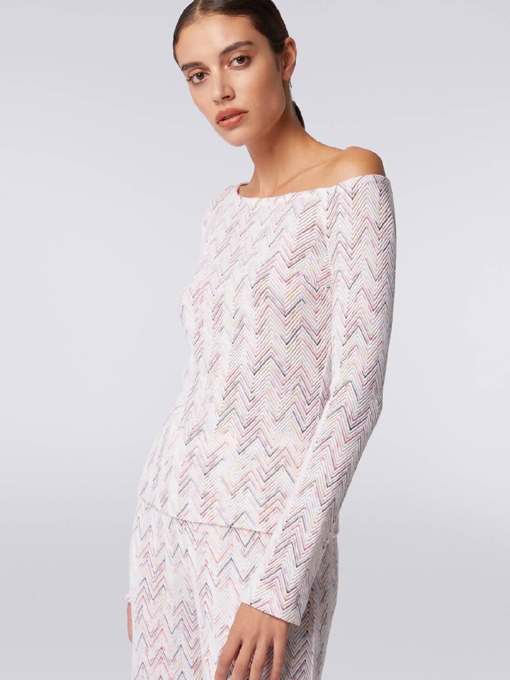 M Missoni Pullover in lana e viscosa chevron con scollatura asimmetrica Soddisfazione Garantita