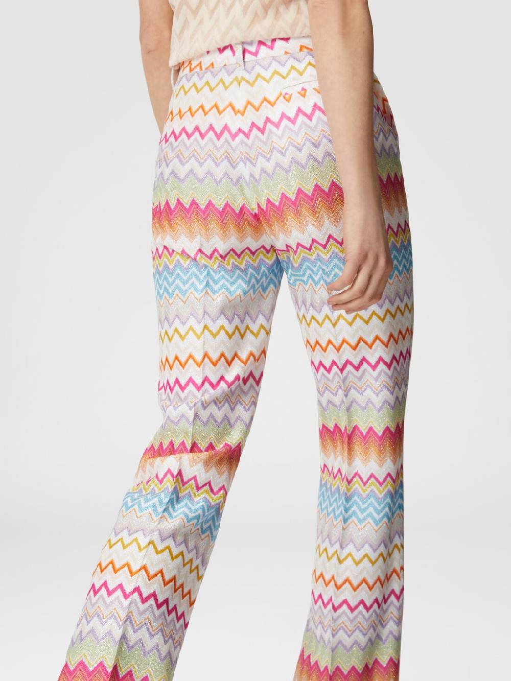 M Missoni Pantaloni capri in maglia chevron lamé con paillettes Sottocosto