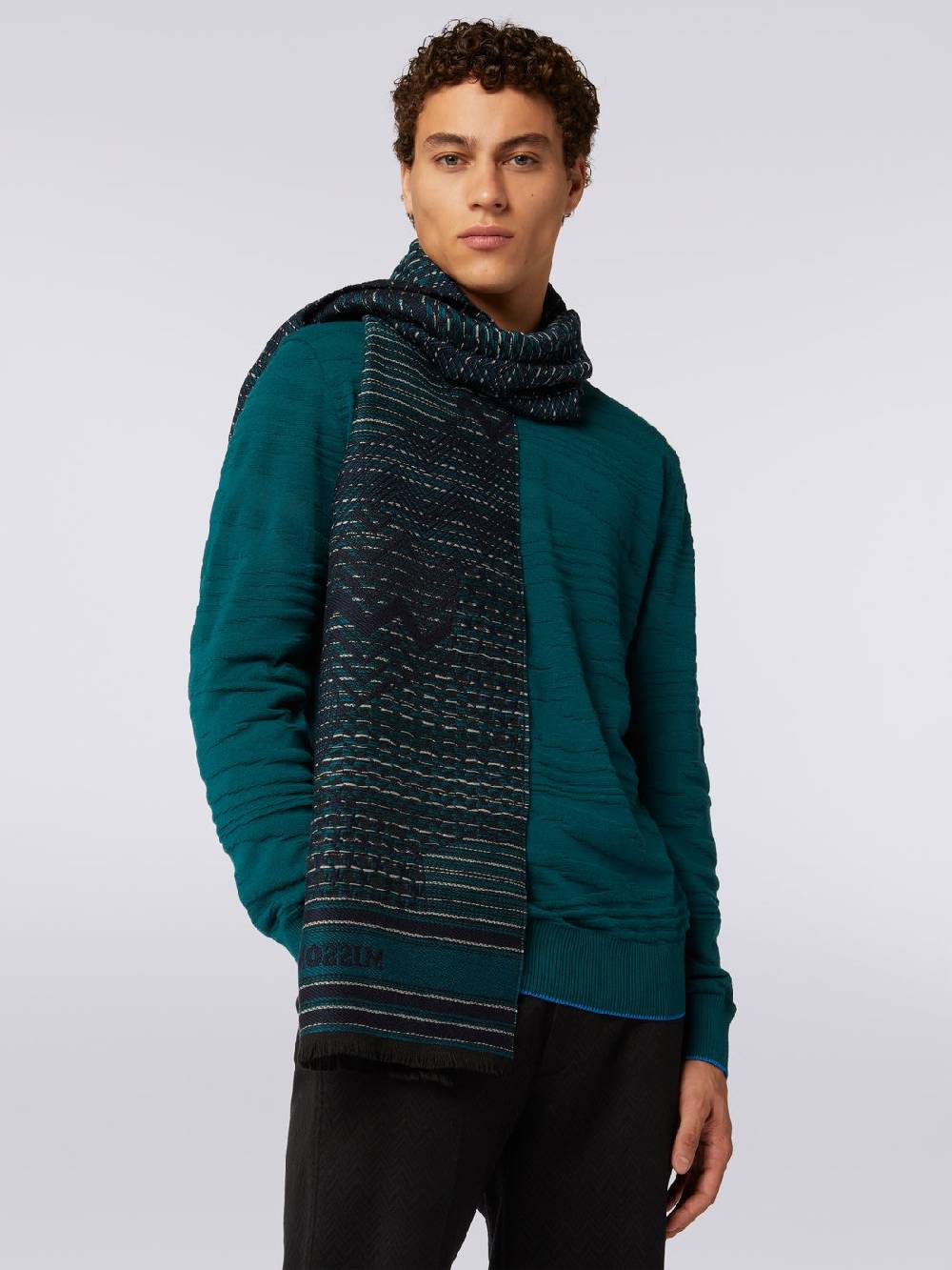 M Missoni Sciarpa in maglia di lana con multi-lavorazione e bordi sfrangiati Vendita Calda