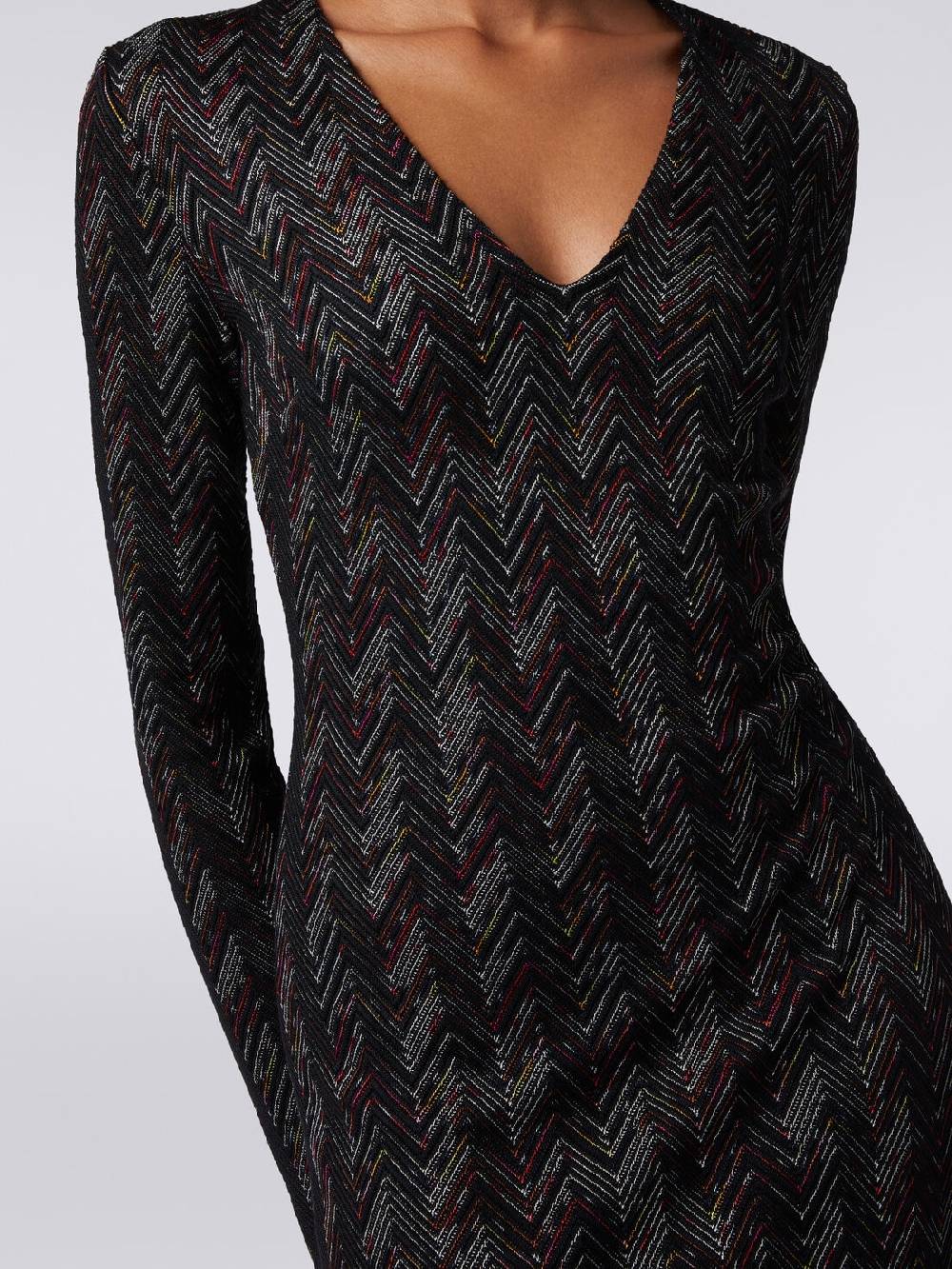 M Missoni Abito lungo con scollatura a V in lana e viscosa zig zag In Linea