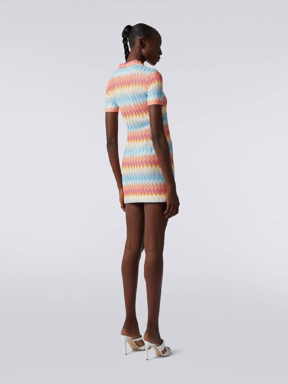 M Missoni Mini-abito modello polo in viscosa zig zag Nuovi prodotti