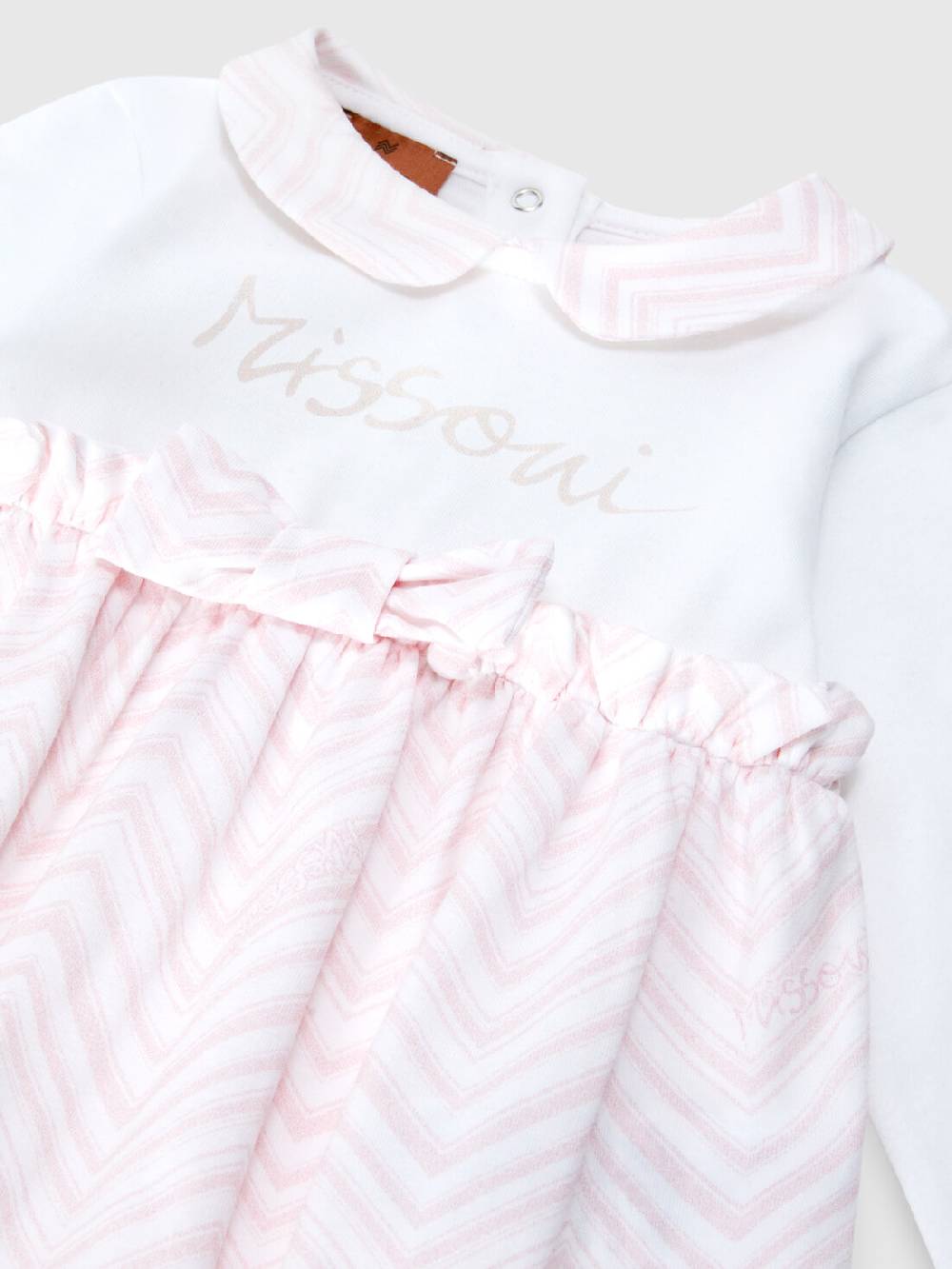 M Missoni Set tre pezzi con tutina, zuccotto e bavaglino in cotone con inserti zig zag Offerta speciale della fabbrica