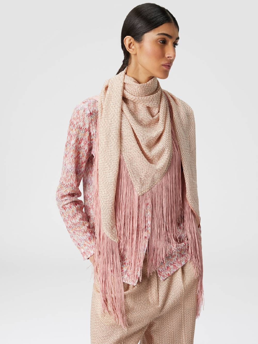 M Missoni Scialle in viscosa lamé chevron con frange Black Friday Prezzi