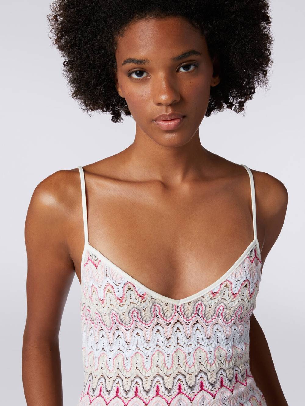 M Missoni Top con scollatura a V e spalline in misto viscosa a onde effetto pizzo Lightning offer