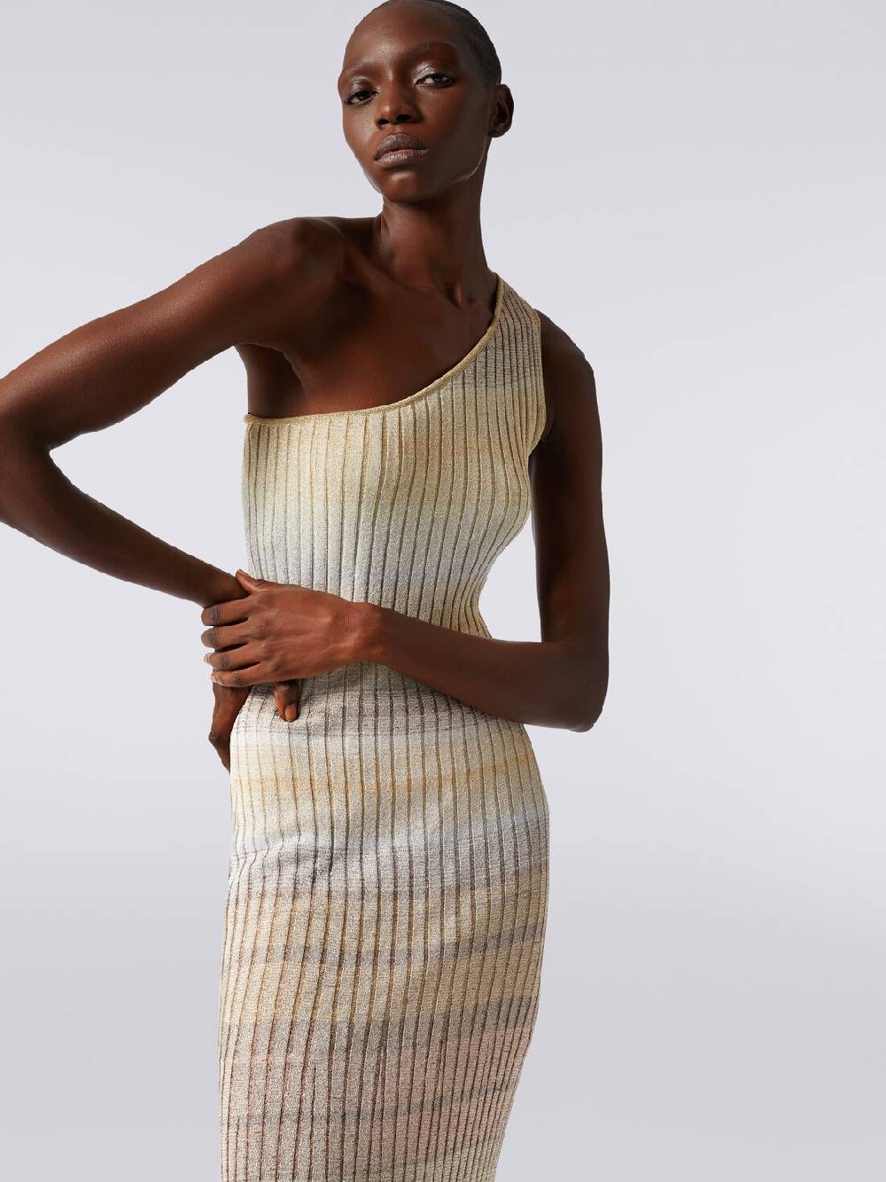 M Missoni Abito lungo monospalla a costine con lurex Soddisfazione Garantita