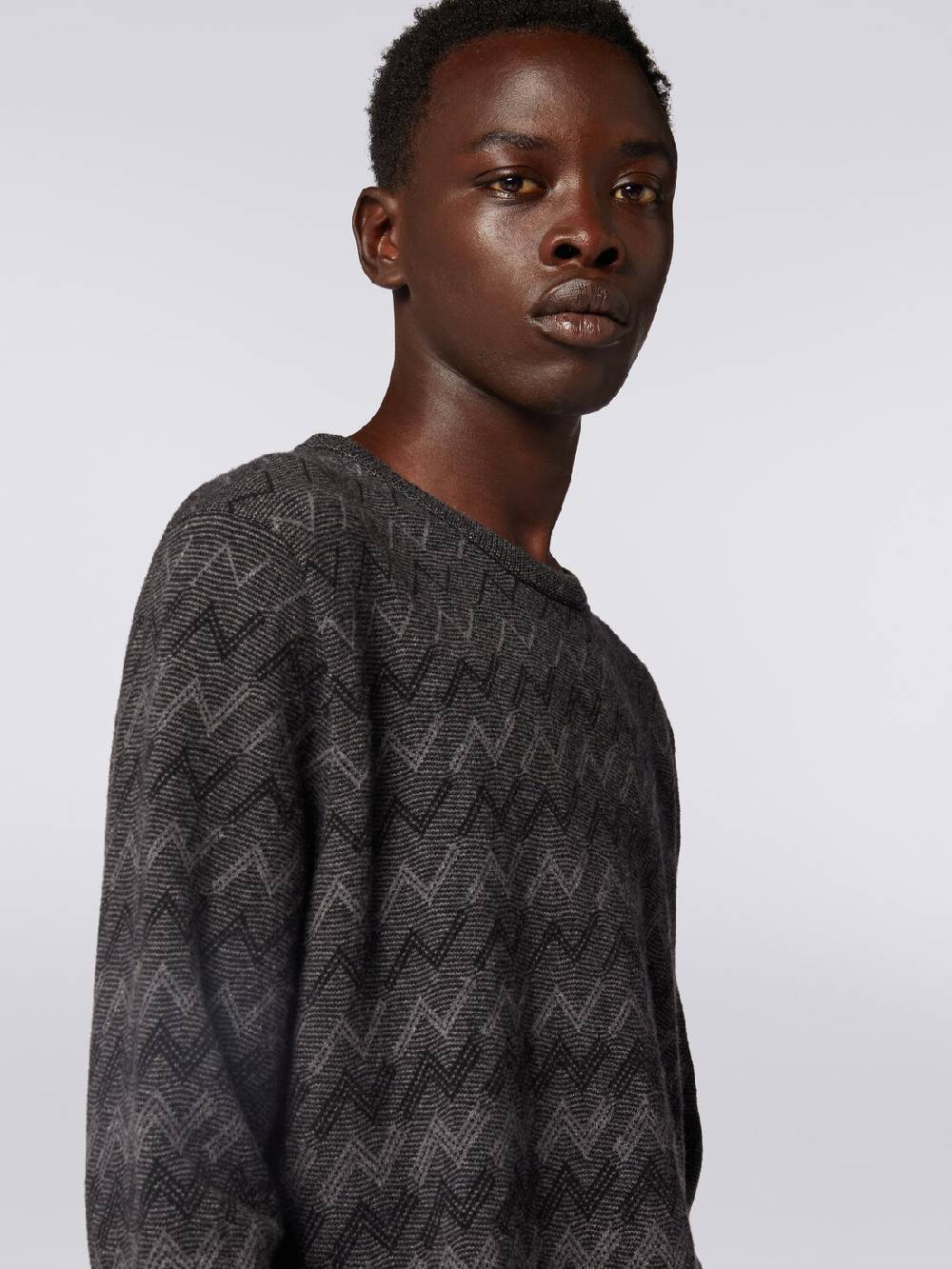 M Missoni Pullover girocollo in cachemire con zig zag Ultimi tre giorni