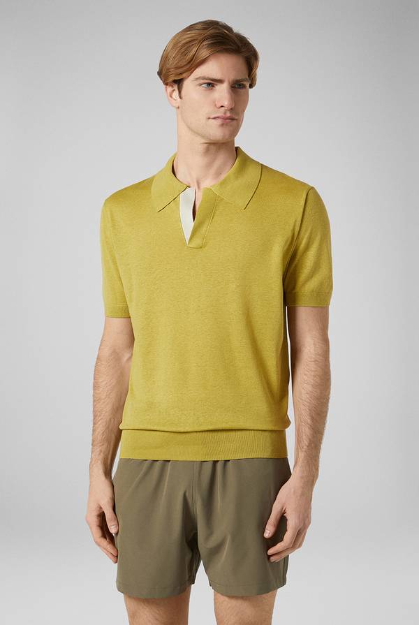 Pal Zileri Polo in maglia di lino e seta color senape In Vendita
