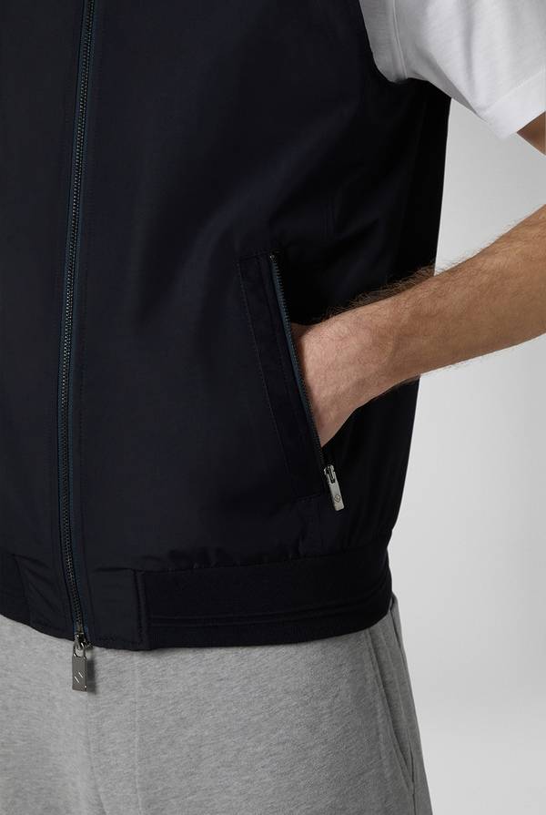 Pal Zileri Outerwear gilet in nylon ultra leggero Spedizione Gratuita