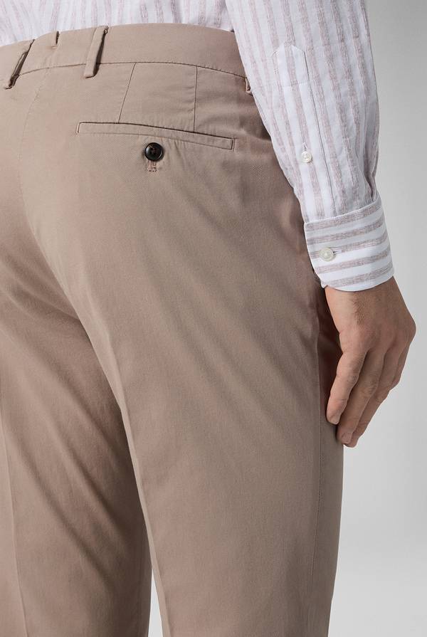 Pal Zileri Chino in cotone stretch Fino Al -60%