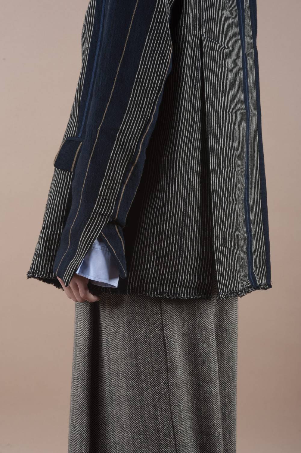 Pdr Phisique Du Role PHISIQUE DU ROLE JACKET IN WOOL/LINEN BARRE’ WITH IRREGULAR STRIPES Qualità
