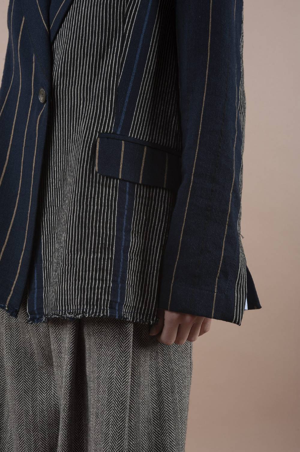 Pdr Phisique Du Role PHISIQUE DU ROLE JACKET IN WOOL/LINEN BARRE’ WITH IRREGULAR STRIPES Qualità