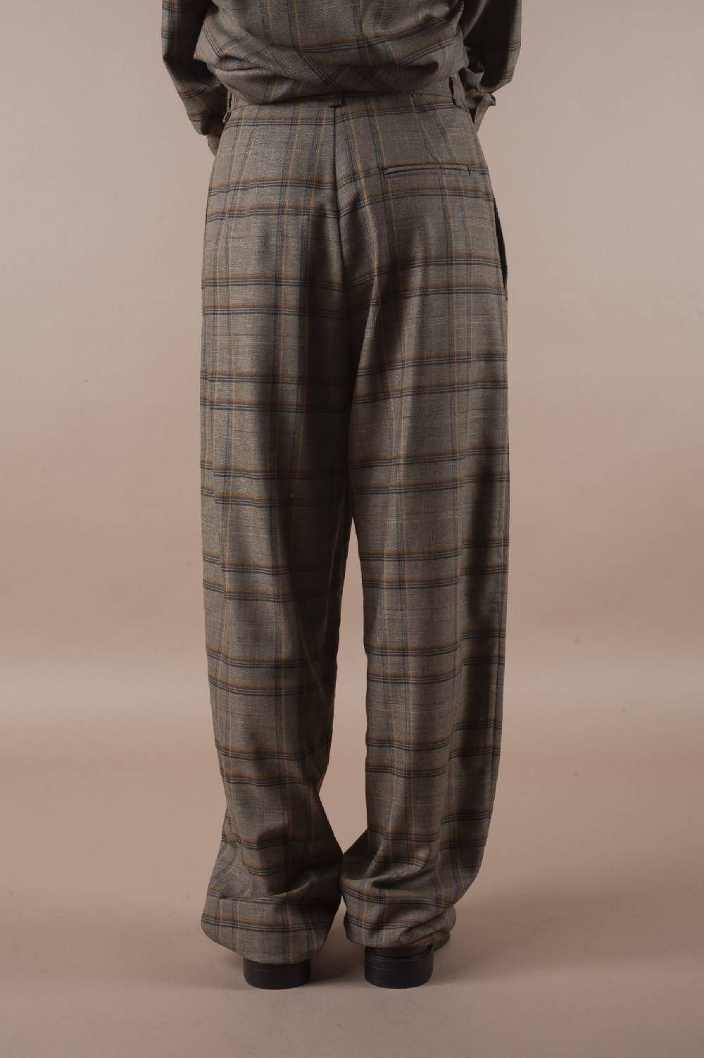 Pdr Phisique Du Role PHISIQUE DU ROLE MANNISH PANTS IN LIGHT TARTAN VIRGIN WOOL Pezzi Unici