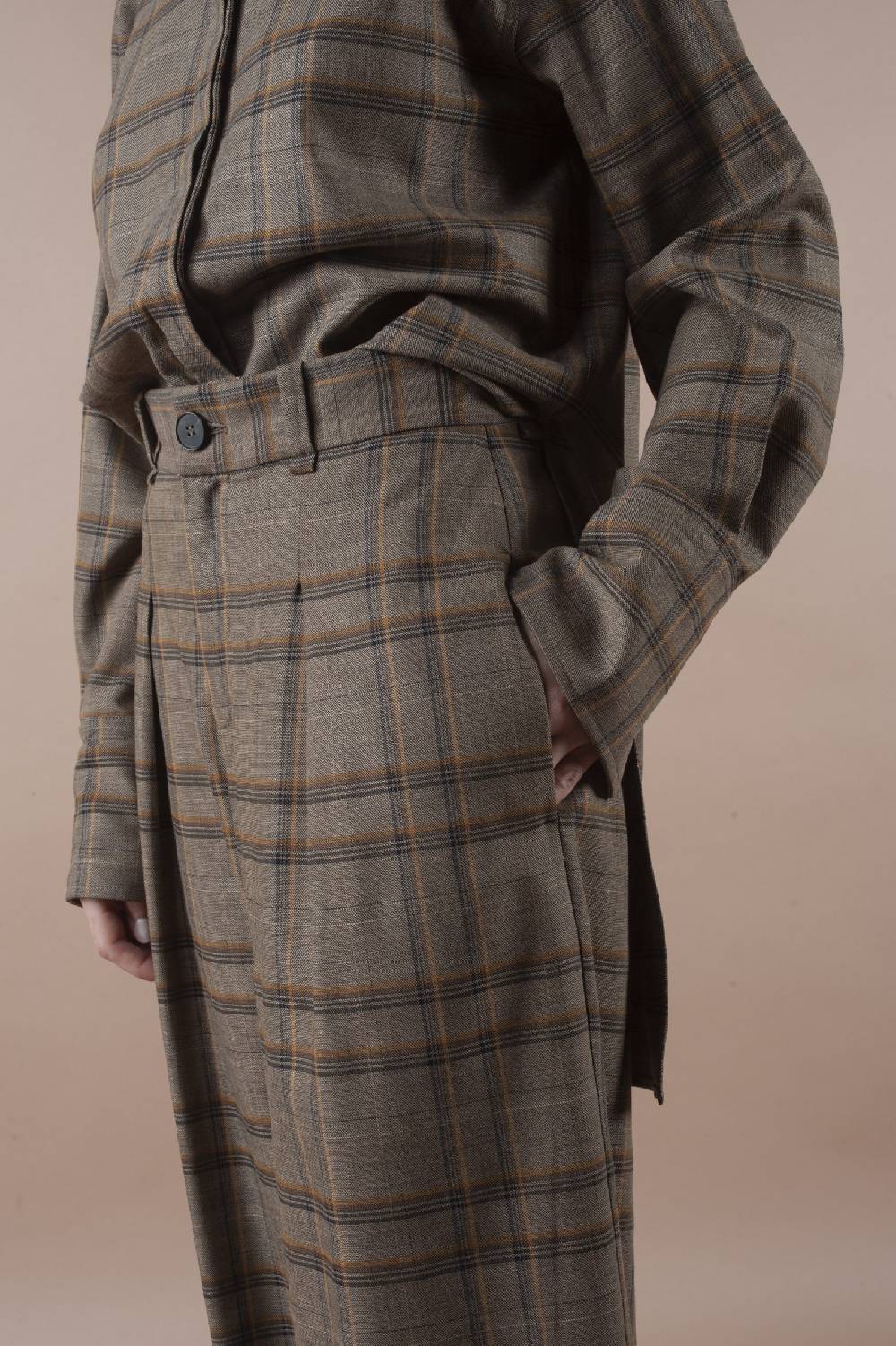 Pdr Phisique Du Role PHISIQUE DU ROLE MANNISH PANTS IN LIGHT TARTAN VIRGIN WOOL Pezzi Unici