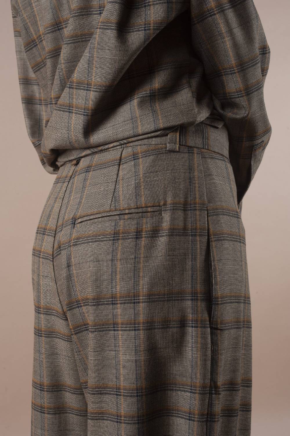 Pdr Phisique Du Role PHISIQUE DU ROLE MANNISH PANTS IN LIGHT TARTAN VIRGIN WOOL Pezzi Unici