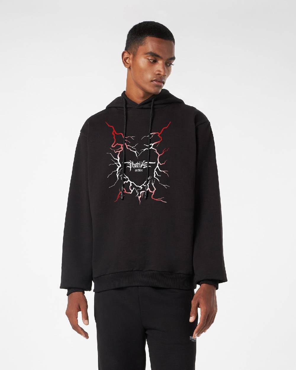 Phobia Archive FELPA CON CAPPUCCIO NERA CON GRAFICA CUORE LIGHTNING ROSSA Pezzi Unici