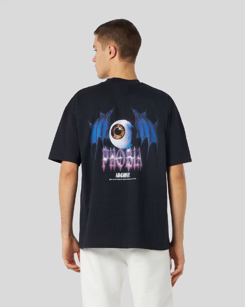 Phobia Archive T-SHIRT NERA CON GRAFICA BAT EYE VIOLA Prezzo Ridotto