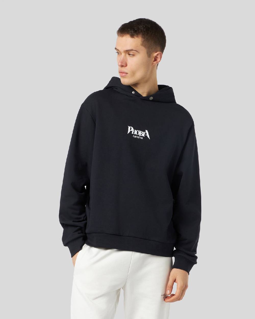 Phobia Archive FELPA NERA CON GRAFICA BAT EYE VIOLA In Linea