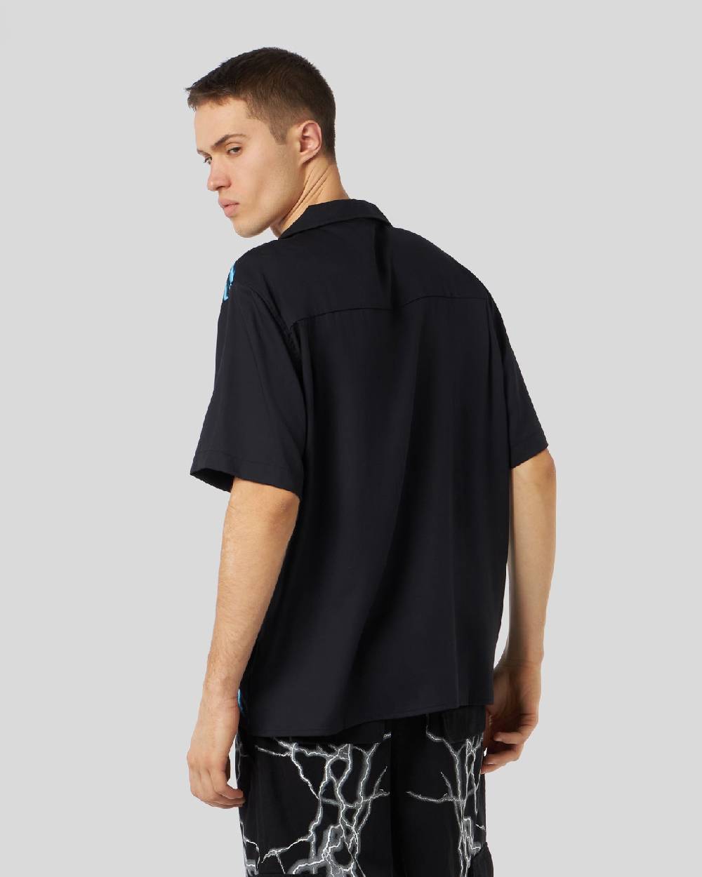 Phobia Archive CAMICIA NERA CON FULMINI LATERALI BLU Promozione