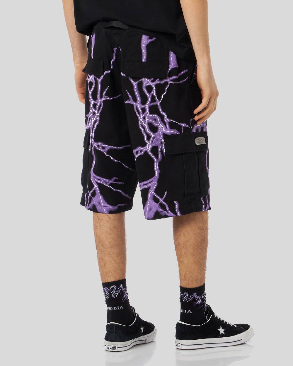 Phobia Archive PANTALONCINO CARGO NERO CON FULMINI LATERALI VIOLA Soddisfazione Garantita