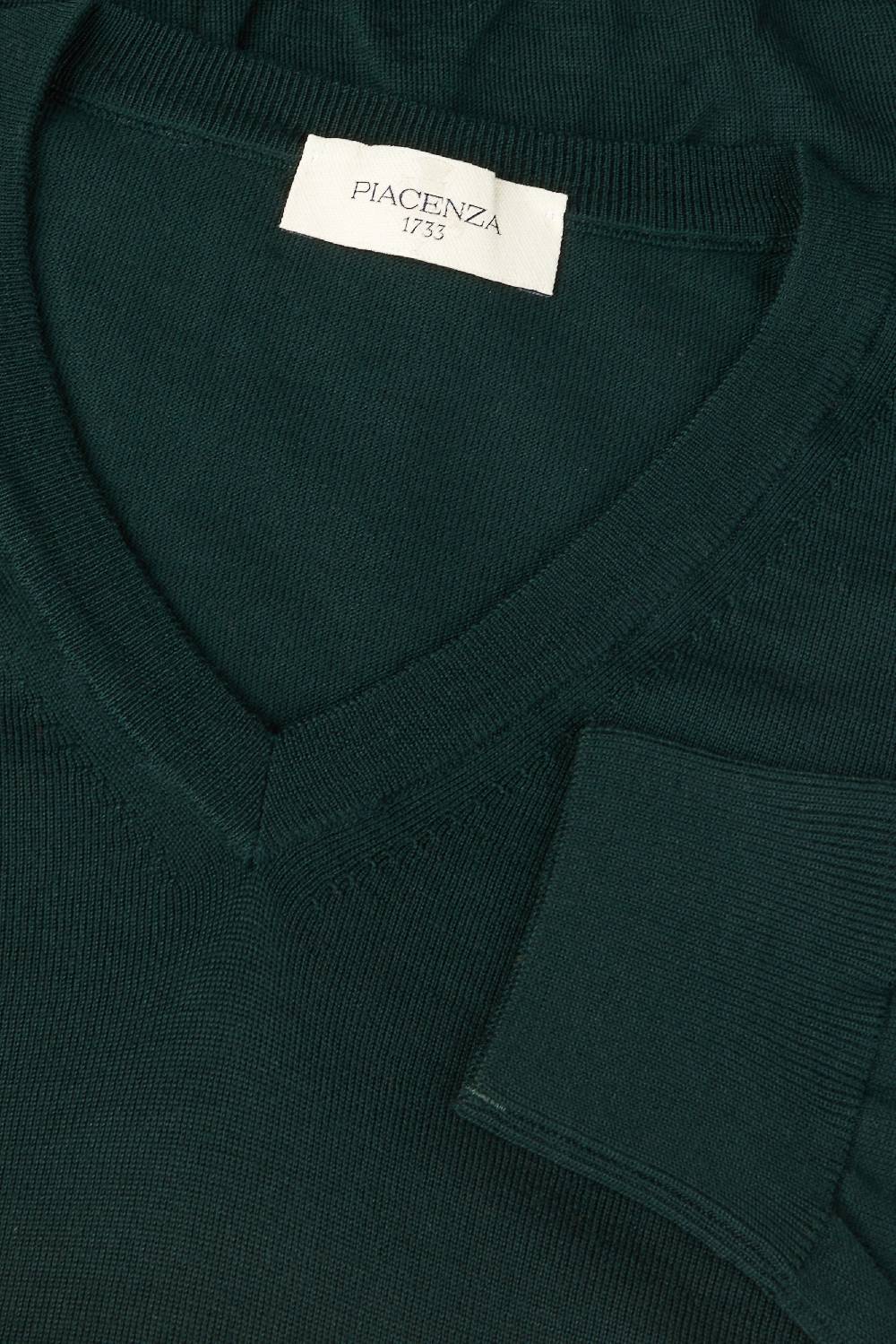 Piacenza 1733 Scollo V lana merino super fine verde scuro Italia