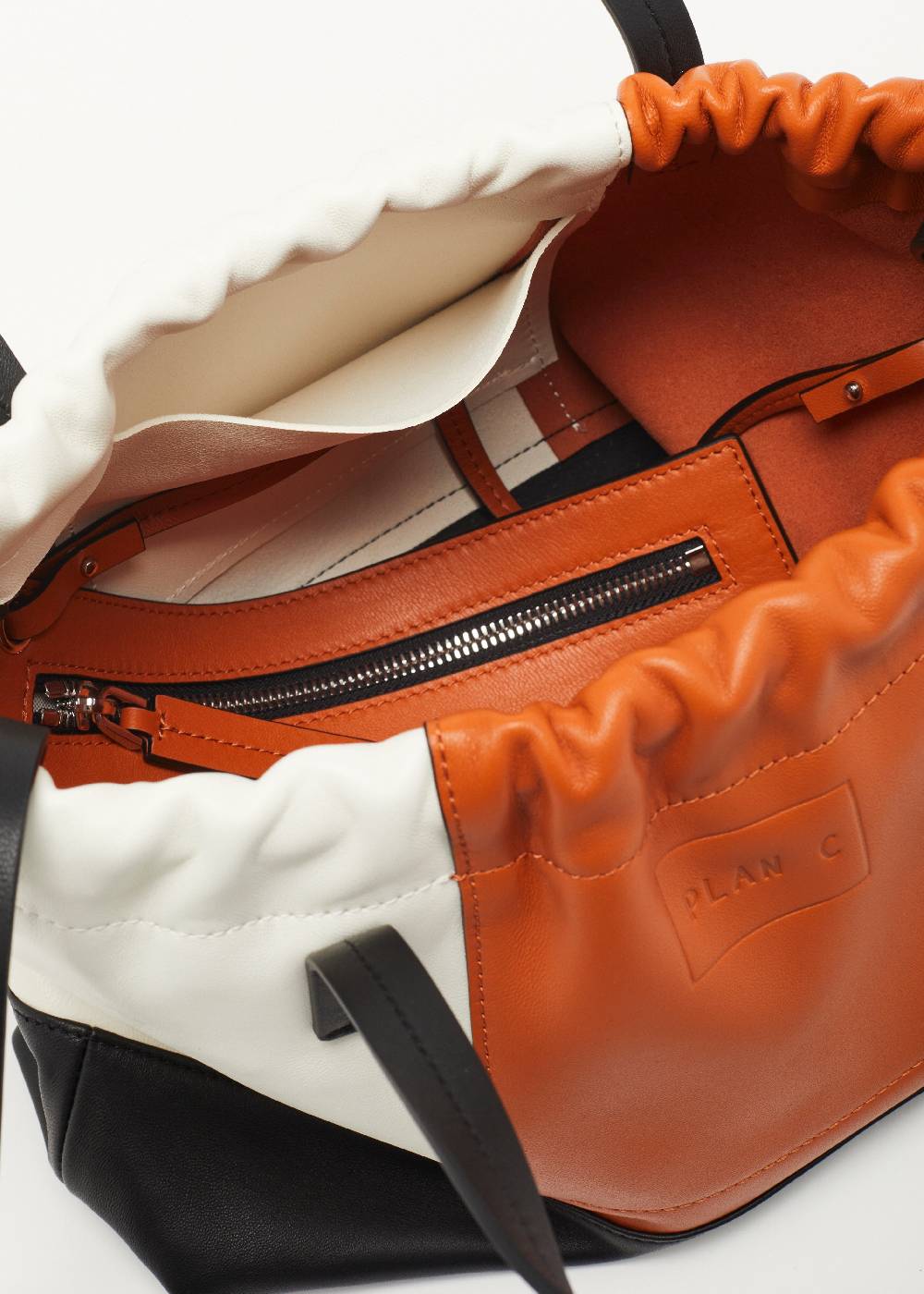 Plan C BORSA PICCOLA IN PELLE CON COULISSE Prezzo Ridotto
