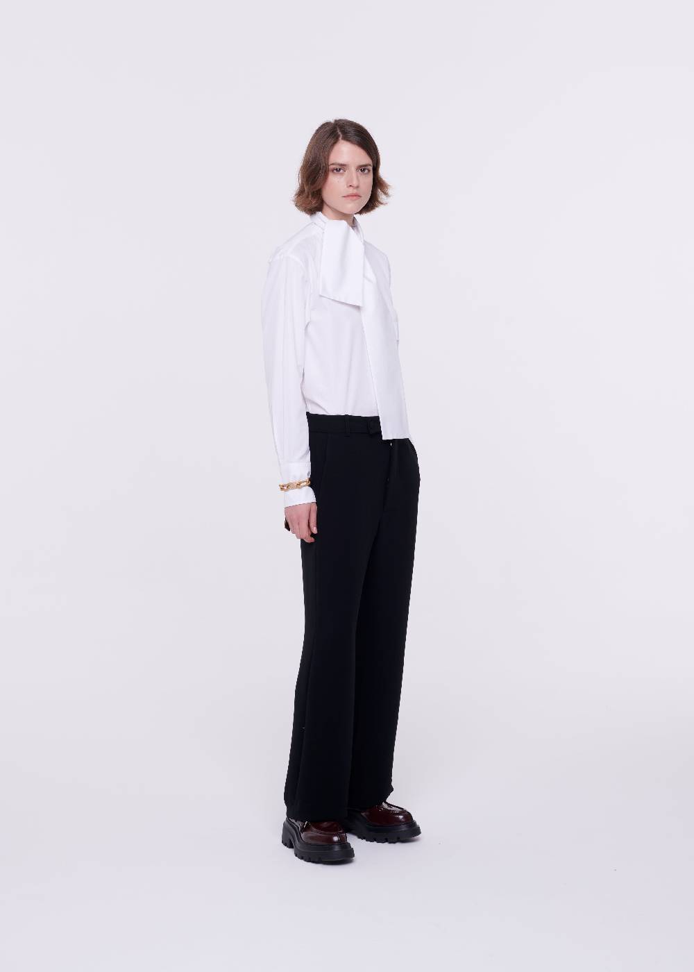 Plan C PANTALONI NERI A GAMBA SVASATA IN CADY Sottocosto