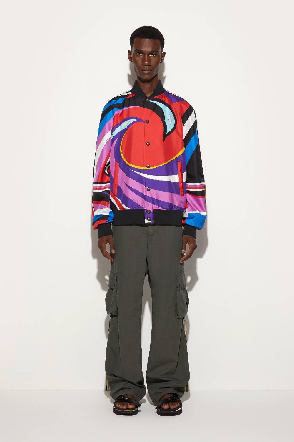 Pucci Bomber in seta con stampa Cigni Sconto