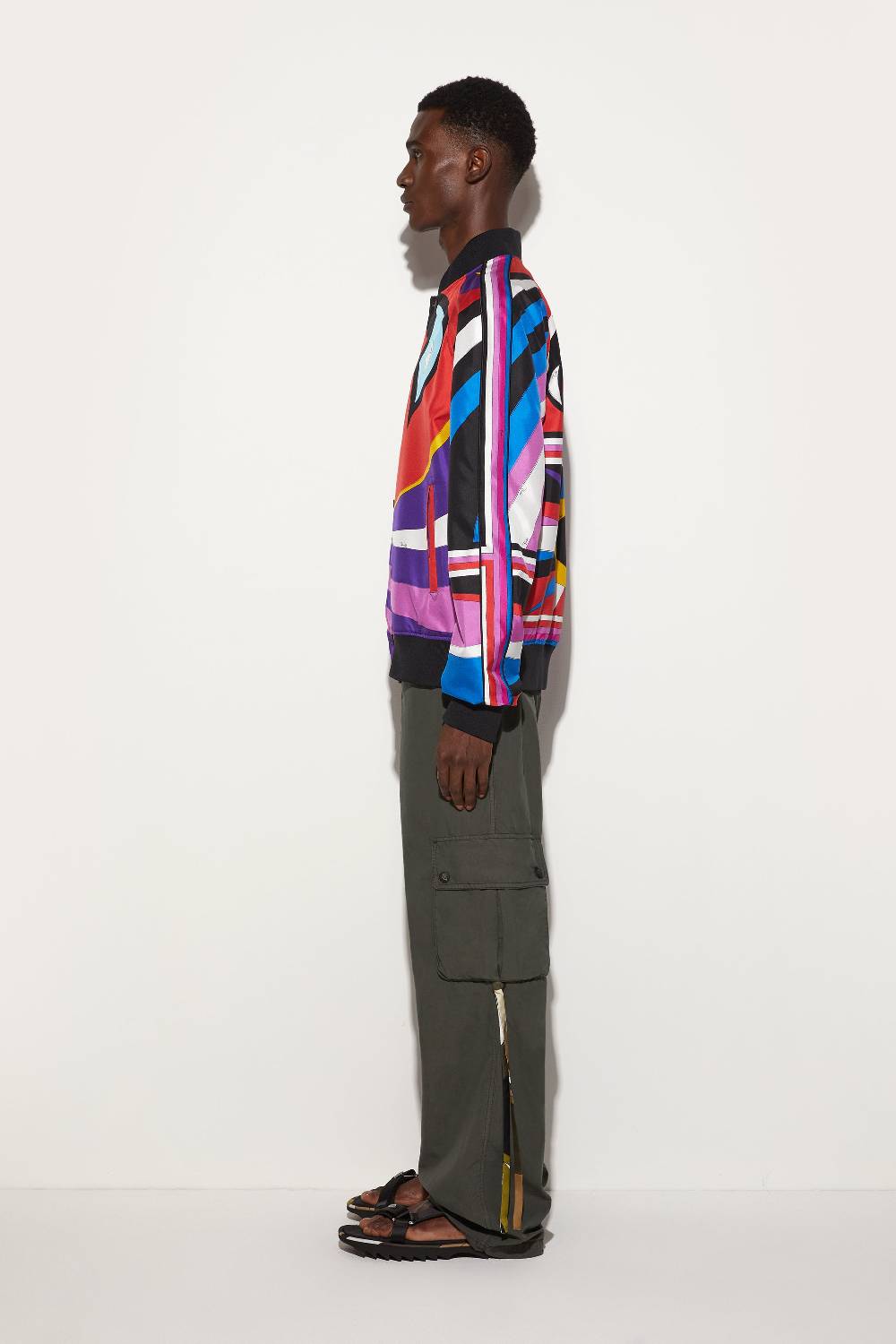Pucci Bomber in seta con stampa Cigni Sconto