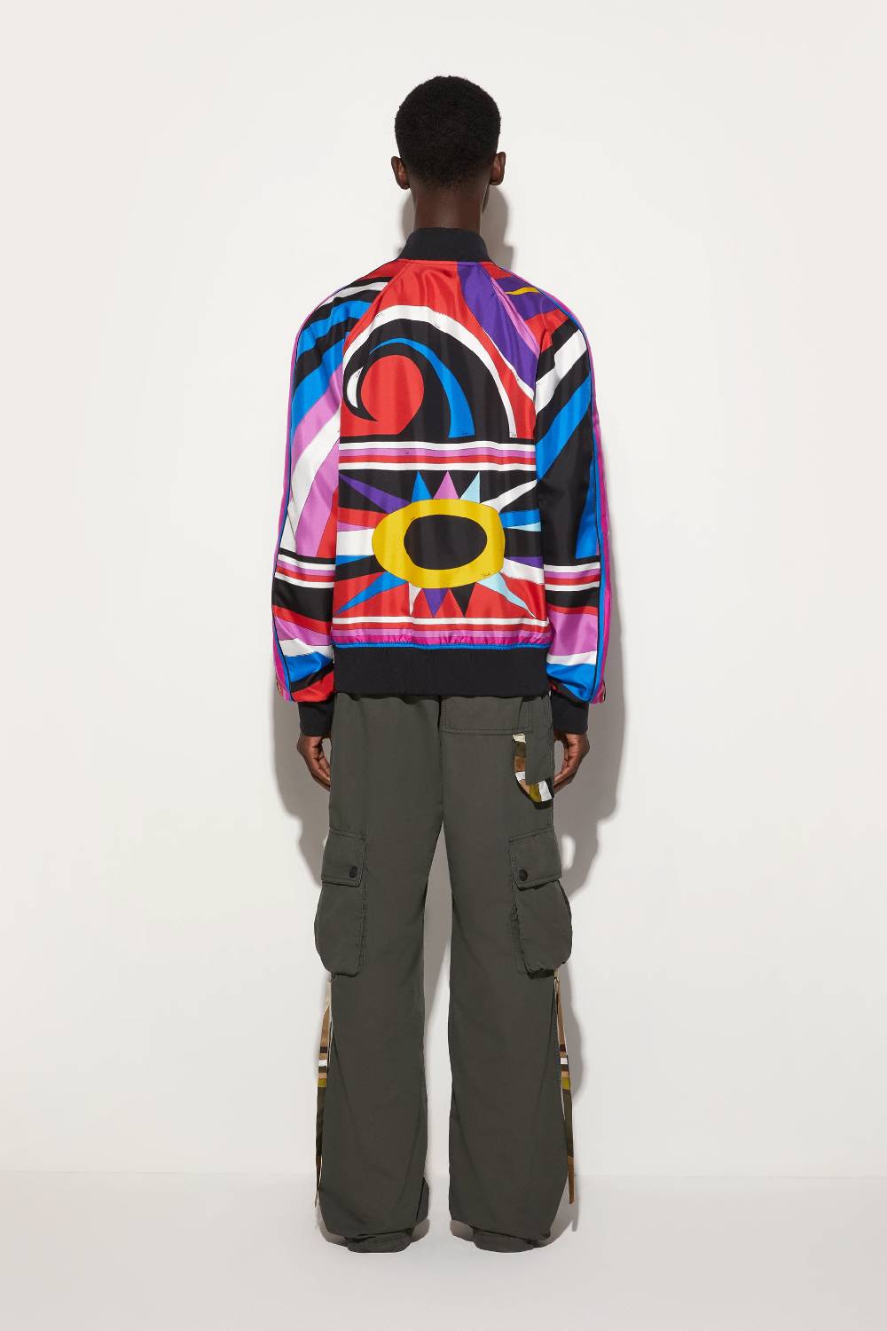 Pucci Bomber in seta con stampa Cigni Sconto