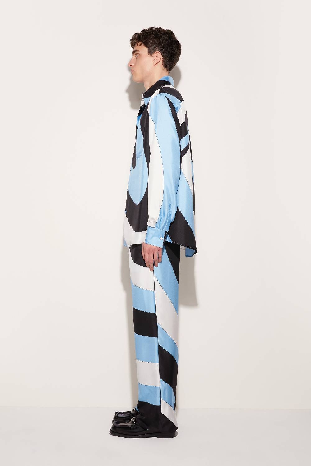 Pucci Pantaloni in seta con stampa Iride Sottocosto
