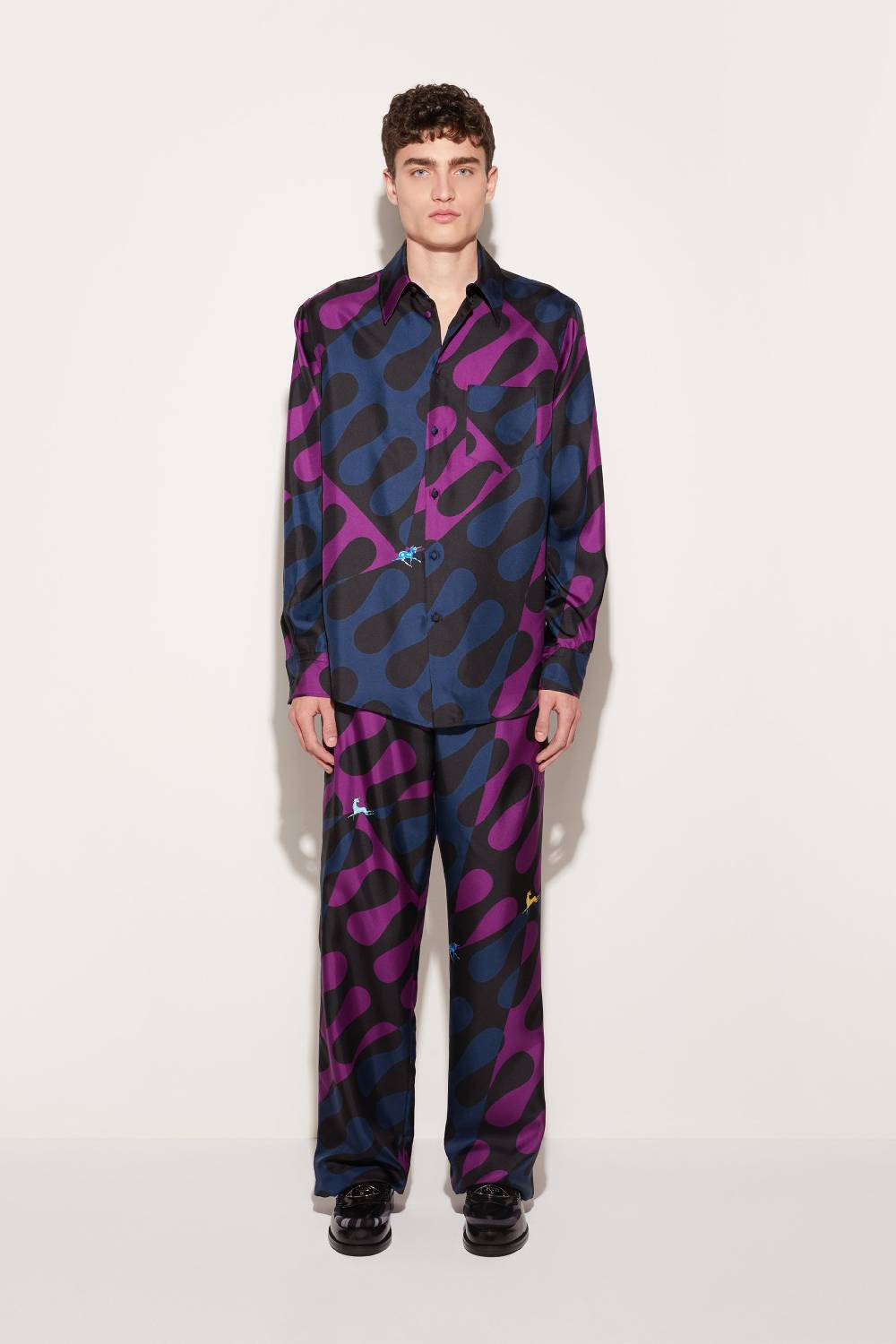 Pucci Camicia in seta con stampa Leocorno Convenienza