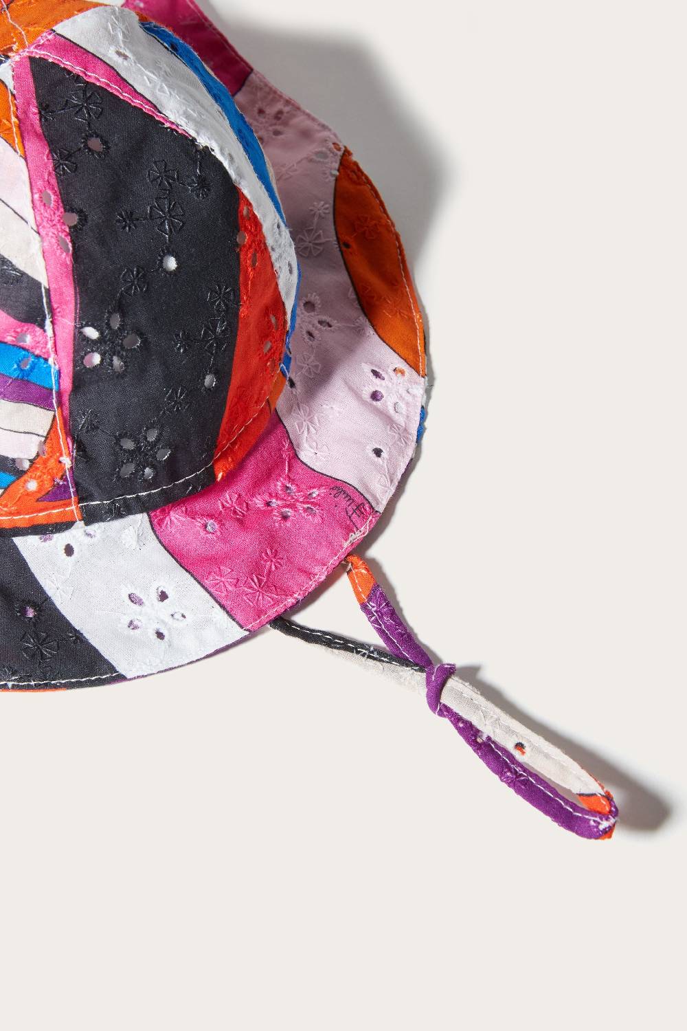 Pucci Cappello con stampa Iride In Vendita