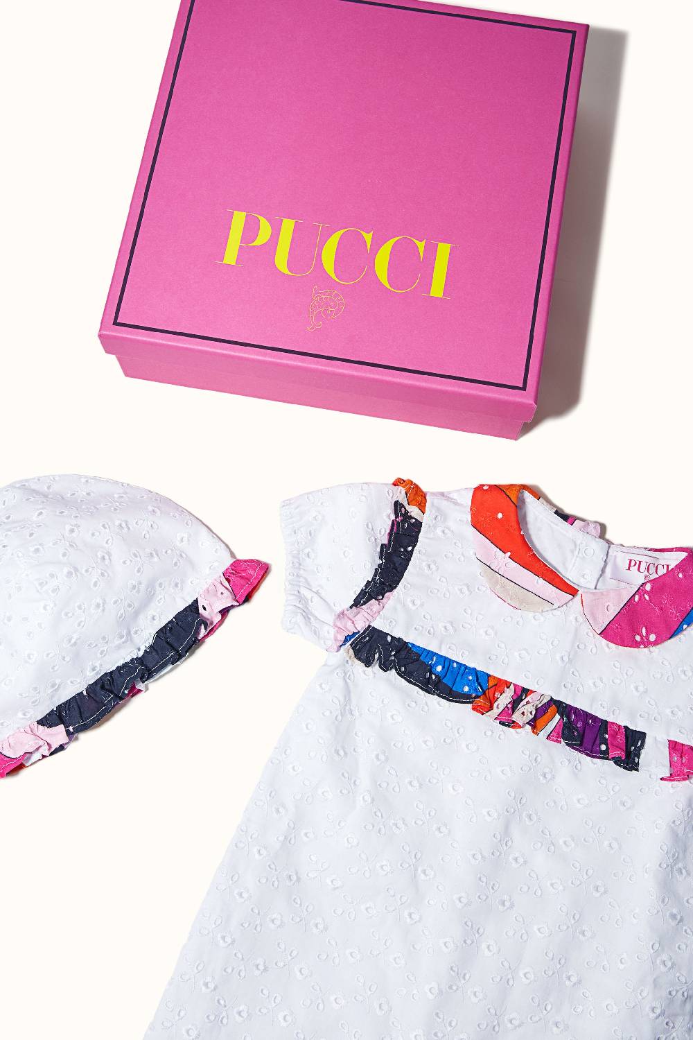 Pucci Completo neonato in sangallo con inserti Iride Saldi