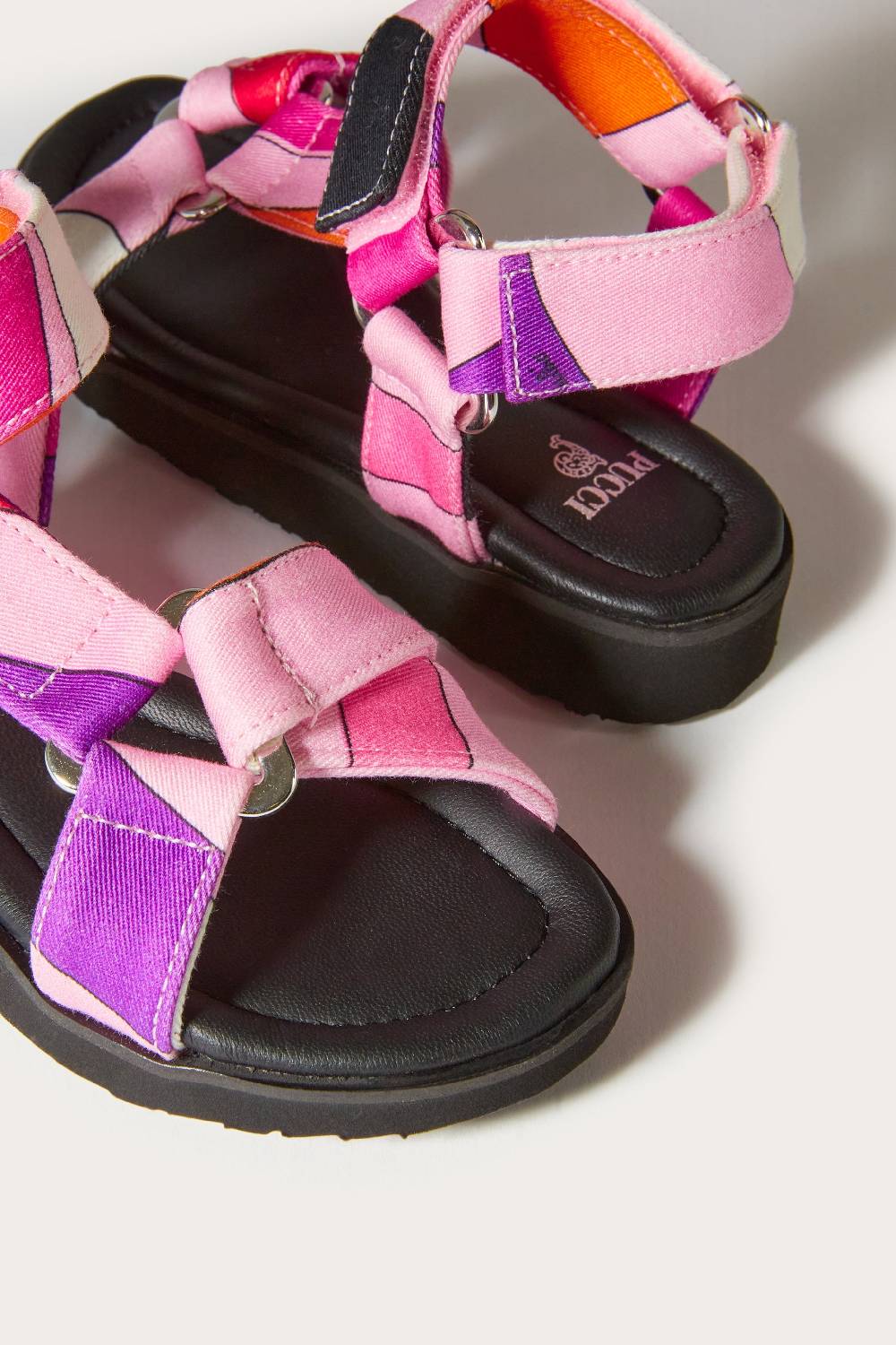 Pucci Sandali con stampa Marmo Pezzi Unici