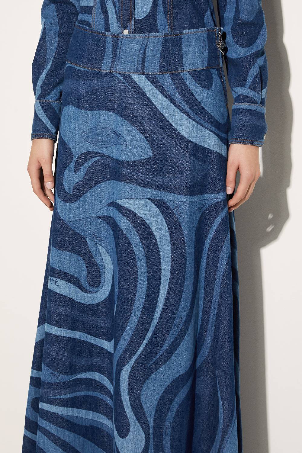 Pucci Gonna lunga in denim con stampa Marmo Promozione temporanea