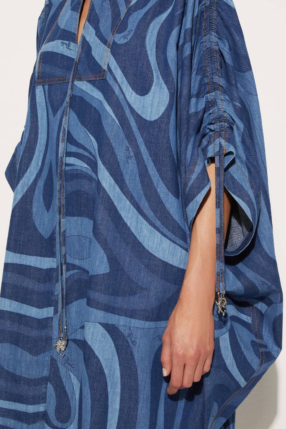 Pucci Abito kaftano in denim con stampa Marmo Offerta speciale della fabbrica