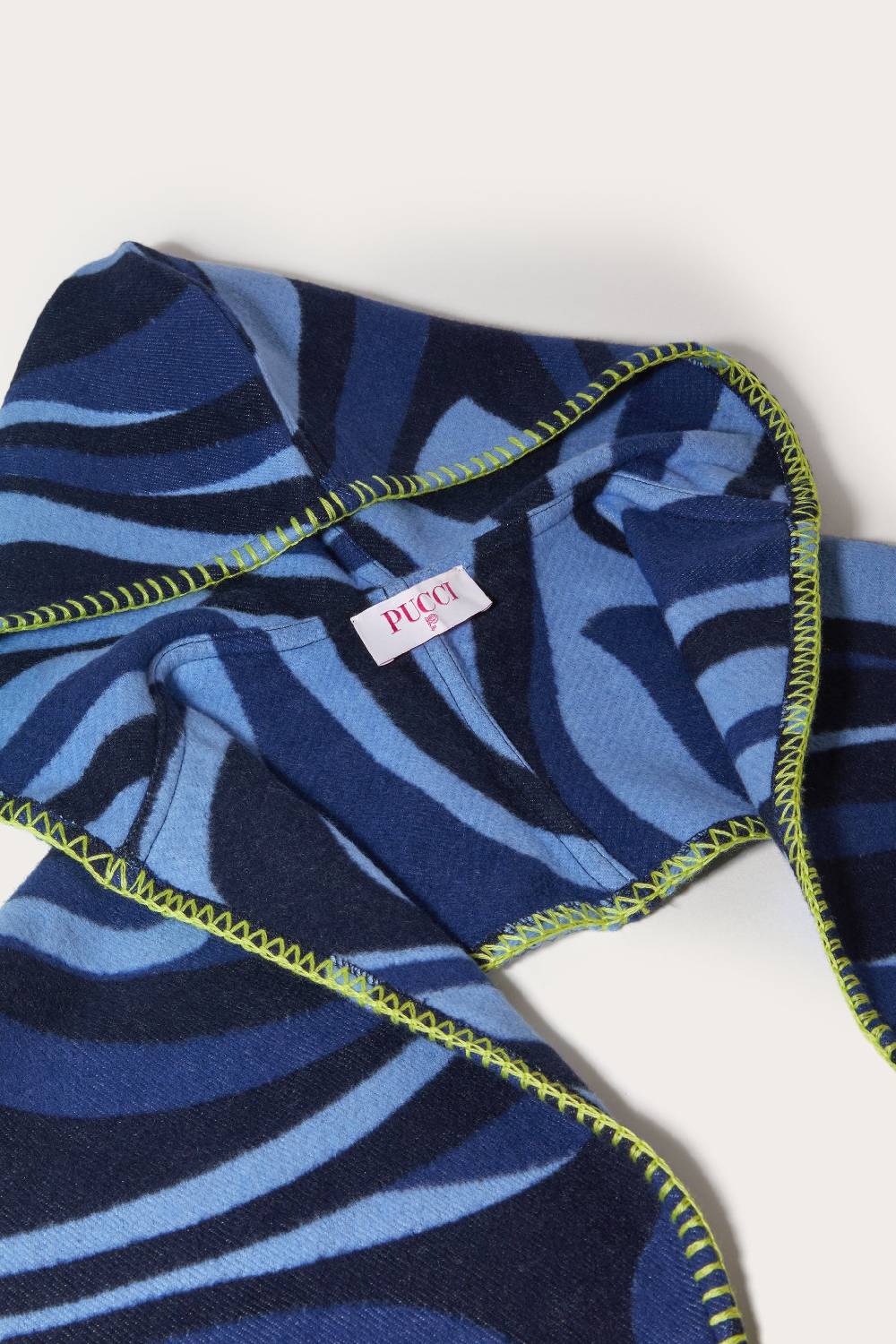 Pucci Marmo-Print Hooded Scarf Discount Store per i nuovi prodotti