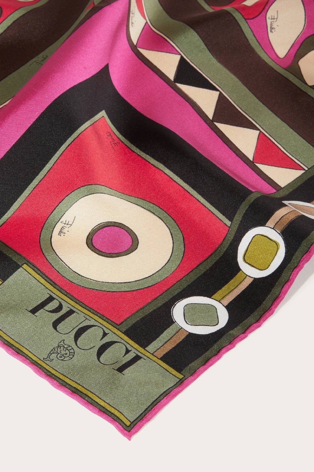 Pucci Foulard in seta con stampa Vivara Liquidazione