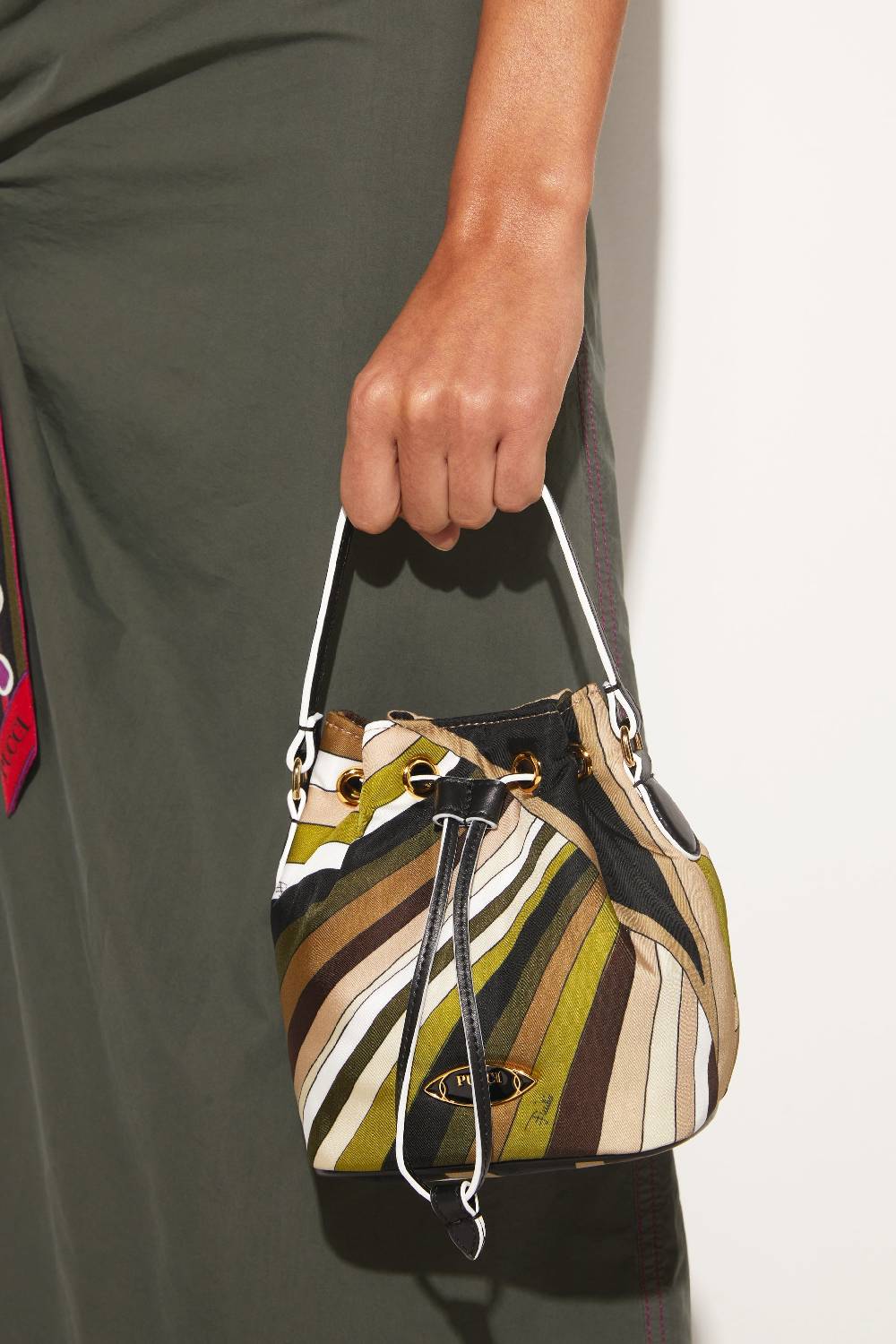 Pucci Borsa a secchiello Yummy Fino al 55% di sconto