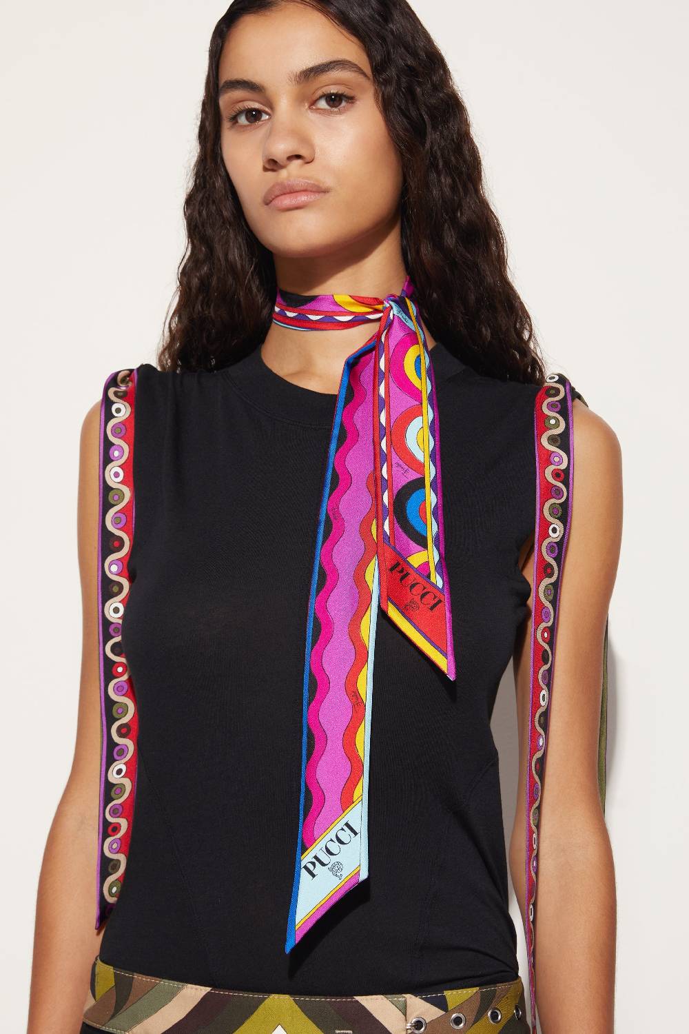 Pucci Foulard in seta con stampe Onde e Bersaglio Vendite stagionali