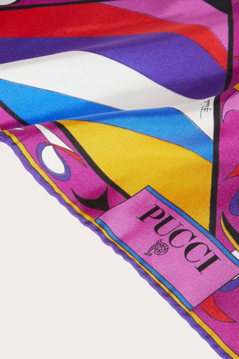 Pucci Foulard in seta con stampa Pesci Ultimi tre giorni
