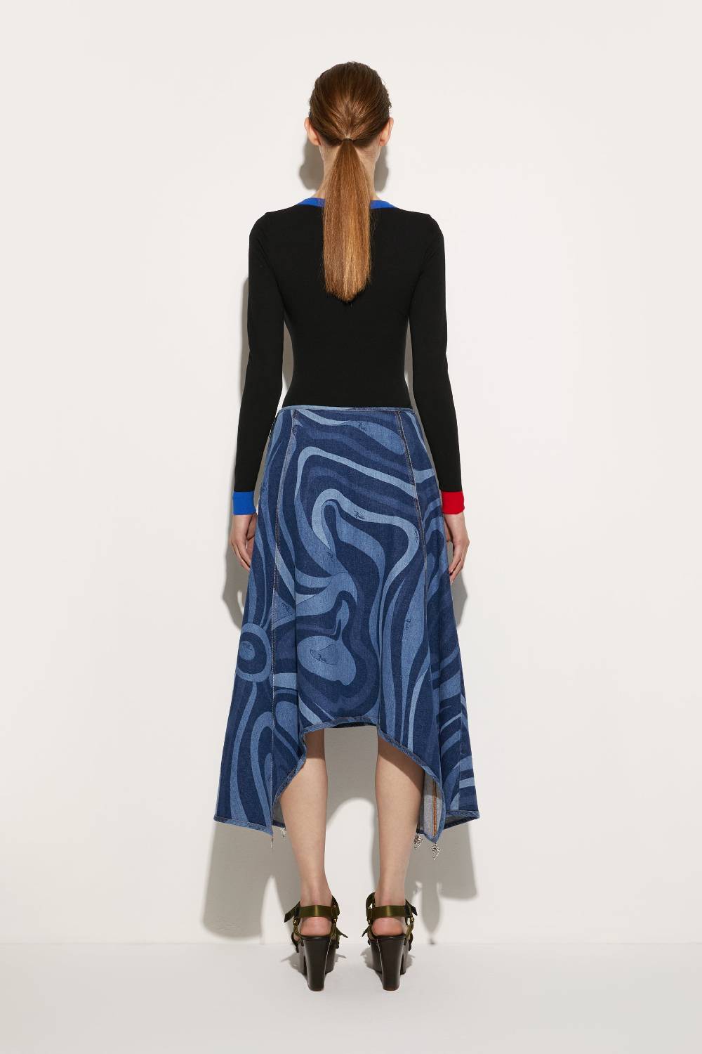 Pucci Maglione con design color-block Ultimo giorno