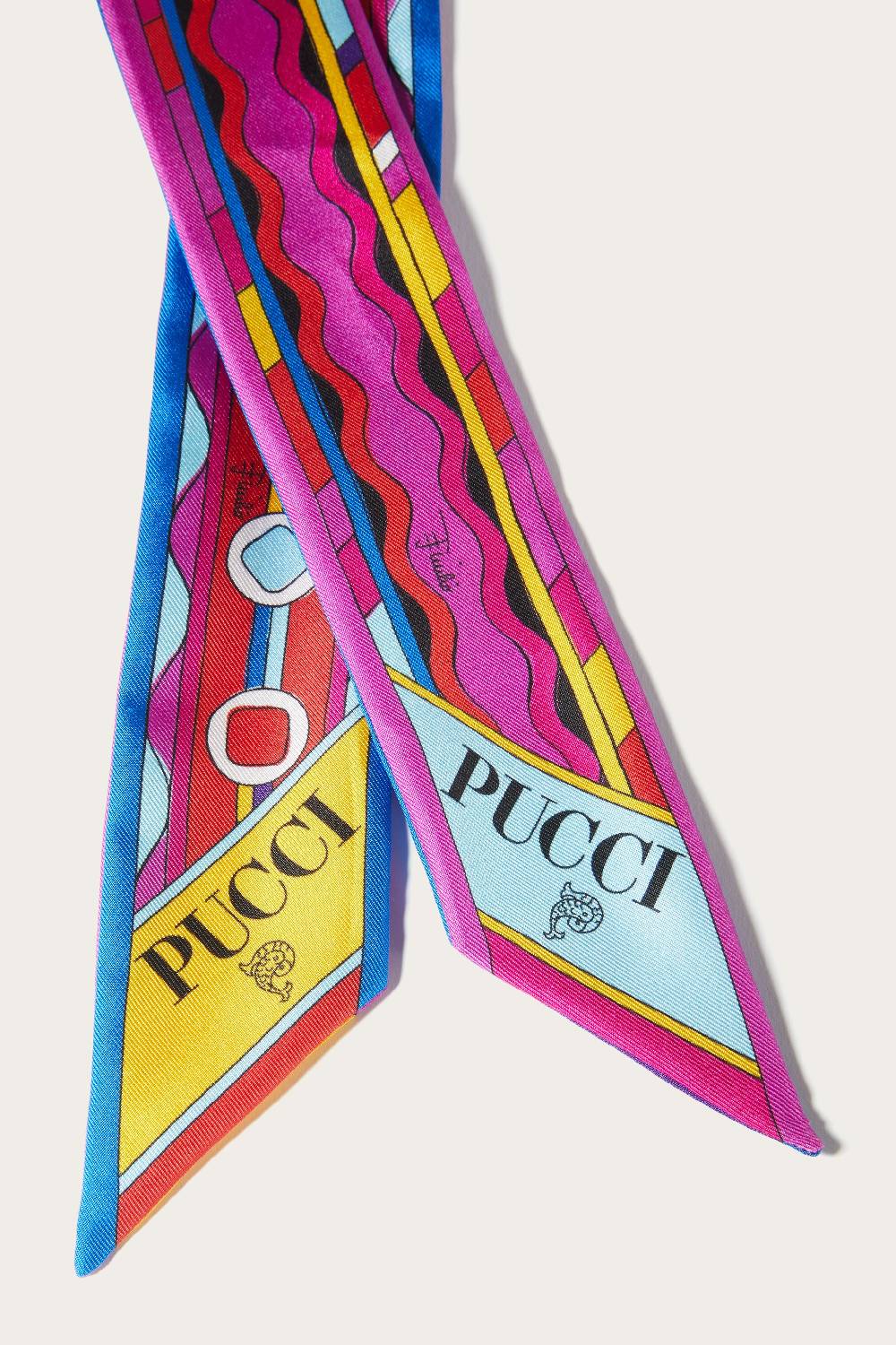 Pucci Foulard in seta con stampe Vivara e Bersaglio Prezzo Ridotto