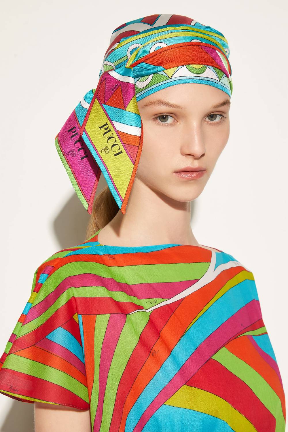 Pucci Foulard in seta con stampa Vivara Online