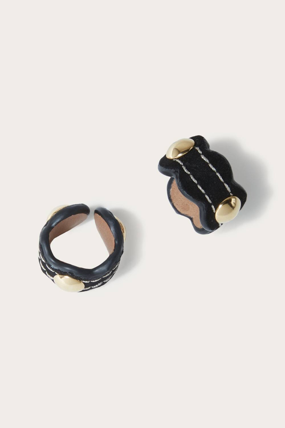 Pucci Anello Onde sottile in pelle scamosciata Grande vendita