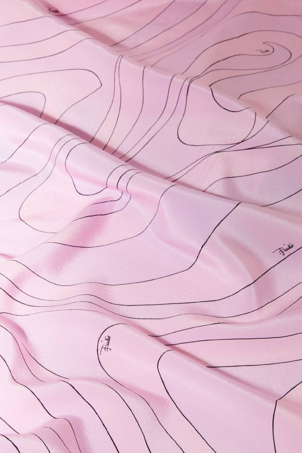 Pucci Hijab in seta con stampe Marmo e Pesci Latest fashion