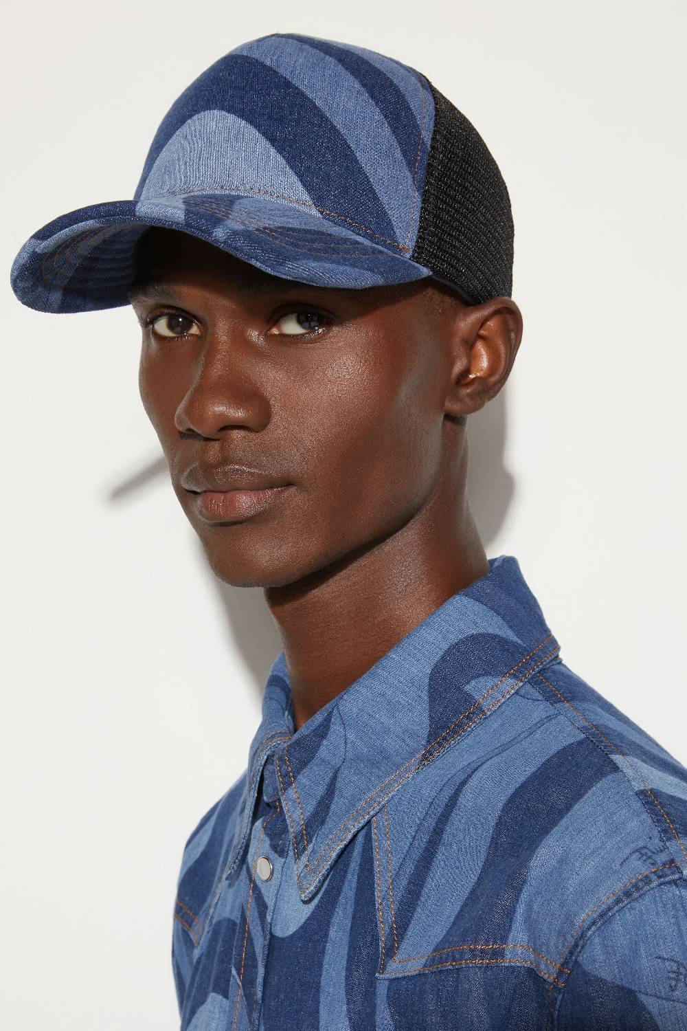 Pucci Cappello trucker in denim con stampa Marmo Offerte giornaliere